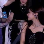 여돌보고 사귀고 싶단 ㄴ 생각든거 처음임