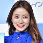 <b>사토미</b> 예쁜 느낌은 하관에서 나오는듯