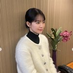 40세’ <b>신민아</b>, 러블리 동안 미모…이러니 김우빈이 반하지