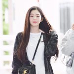 ‘하의실종에 명품가방까지 러블리 <b>출국룩</b>’ (인천공항 <b>출국</b>) [HD포토]