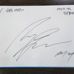 [군대] 와 남준이 <b>생카</b> 열어주신분한테 싸인 남겼나봄