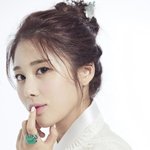 [단독] 김소유 "7kg 다이어트<b>ing</b>…자기관리必, 롱런 위한...