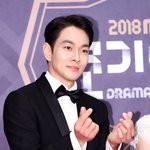 [댓글부탁해] '공개연애 결별' 이규한 <b>SNS</b> 폐쇄, 이별 후폭풍...