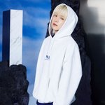 방탄 슈가 <b>휠라</b> 가을 컬렉션