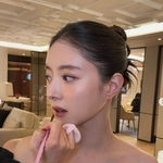 이세영, 성형으로도 못 만든다는 명품 코…가까이서 보니 장난 없네