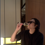 와인혼술에 안주는 고작 아스파라거스..'나혼산' 관리남 [<b>SHOT</b>!