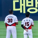 아니 외국인들은 엉덩이 <b>위치</b>가 진짜 높네