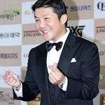 조세호, 장가가는 티 팍팍..네번째 웨딩반지도 눈길 (<b>Oh</b>!쎈 이슈)