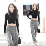 슬<b>렌더</b>의 정석' 문가영, 군살 제로 워너비 몸매