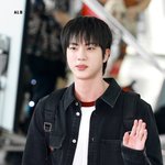 [이것좀봐줘] 방탄 김석진 <b>구찌</b> 패션쇼 출국 사진