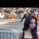 실시간 밀라노 프라다 <b>패션쇼</b> 카리나<b>jpg</b>