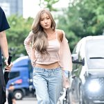 [사진]화사, 등장만으로 '오'