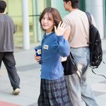 레드벨벳 웬디, ‘양말인 줄 알았는데 아니었네요’ (웬디의 영스트리트...