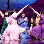 [ET포토] 피프티 피프티, '호수의 백조처럼'