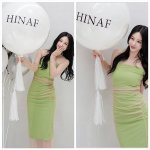 한예슬, 착시 드레스로 극대화한 몸매...“살구색 라인이 만든 환상적...
