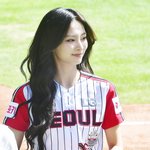 잠실 야구장 트와이스 쯔위, 백만불짜리 미소~ [포토엔HD]