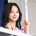 트와이스 <b>쯔위</b> '가을 햇살에 반짝이는 꽃미모[엑's HD포토]