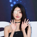 아이브 장원영 ‘안대 투혼’ [MK포토]