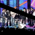 음<b>방</b> 1등하고 팬 앞에서 절하는 아이돌