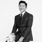 9세 연하와 10월 결혼' 조세호, <b>부케</b> 들었네