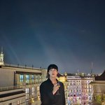 <b>진</b> 인스타 사진 진짜 잘생겼다