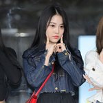 [댓글부탁해] [사진]<b>미미로즈</b> 예린, '수줍은 볼콕'