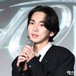 [모두드루와] 샤이니 키 '취재진 질문 <b>경청</b>하며'[엑's HD포토]