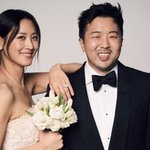 배우 수현, 5년 만에 '이혼'...결혼 사진은 그대로