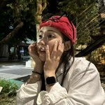 <b>유정</b>, '결별' 후 밤 데이트 근황 포착…투샷 셀카까지