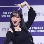 [댓글부탁해] 역대 최연소 MC '이영지의 레인보우'…MZ 감성...