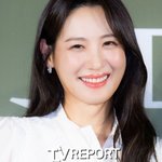 '이혼' 수현, 첫 공개석상서 남편 질문 받을까...'보통의가족'...