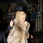 로제 <b>생로랑</b> 미쳤네