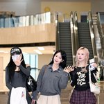 비비지(<b>VIVIZ</b>) ‘내년 1월 여자친구로 만나요~’[포토엔HD]