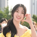 [댓글부탁해] 김혜윤 '봄이 왔나봐...미모로 완성한 꽃'