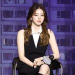 사생활 논란 후 첫 심경 "사적인 일, 공적으론 <b>관여</b> 않길"