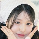 [포토] 장원영, 러블리 꽃받침