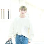 [현장포토] "멋짐이 한가득"…에스쿱스, 공항 런웨이