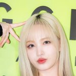 [T포토] 아이브 리즈 '성수에 뜬 치즈냥이'