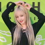 [포토] 리즈, 리본 선물이야