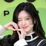 [포토] 아이브 가을, 선배의 윙크 선물