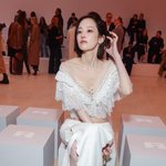 <b>클로</b>에 컬렉션 참석한 전종서