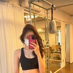 [어케생각해] '167cm 46kg' 손나은, 허리 '18인치'라더니...