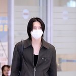 [드루와] [현장포토] "가려도, 비주얼"...우영, 공항의...