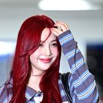 [사진]레드벨벳 조이, '밤을 빛내는 <b>미소</b>'