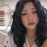 허윤진 책 진짜 좋아하나봐