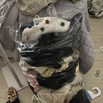 자취방 <b>이사</b>갈준비하는데 버리는 옷만