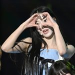 오마이걸 <b>유아</b>, 러블리한 하트 [포토엔HD]