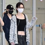 에스파 카리나, <b>수수</b>하게 입국 [포토엔HD]