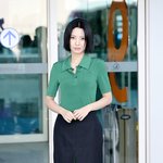 [포토] 아이들 <b>소연</b> '초록빛 공항패션'