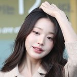 [뉴스1 ]장원영, 가을 무드 <b>ON</b>…완벽 비주얼에 우아美 물씬